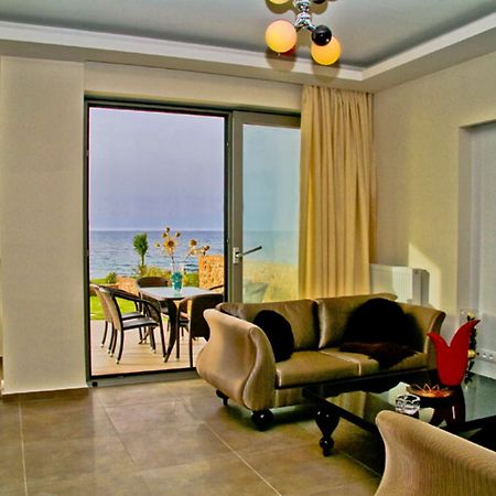 Sea View Beachfront Villa Peri Gouves Esterno foto