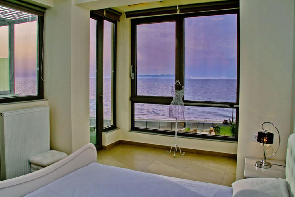 Sea View Beachfront Villa Peri Gouves Esterno foto